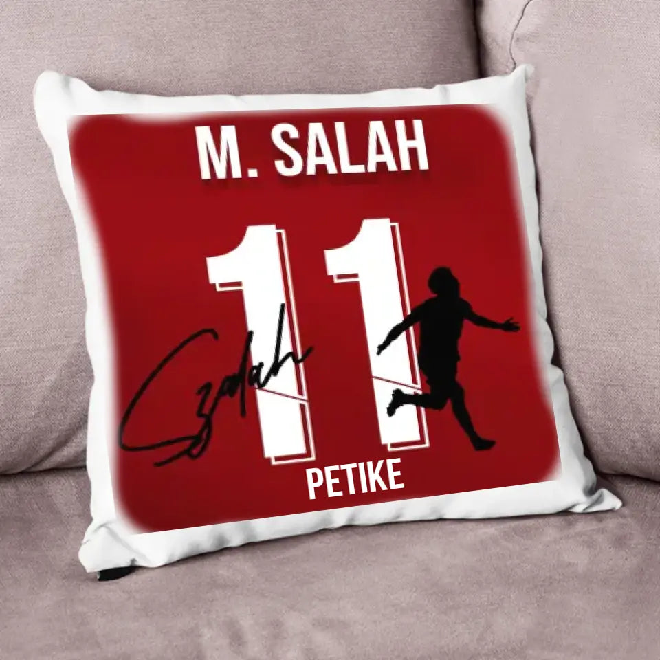 M.Shala mezes párna aláírással 