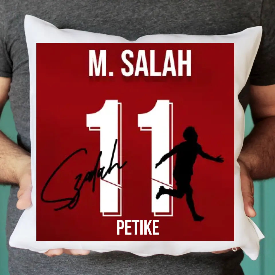 M.Shala mezes párna aláírással 