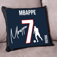 Mbappe mezes párna aláírással 