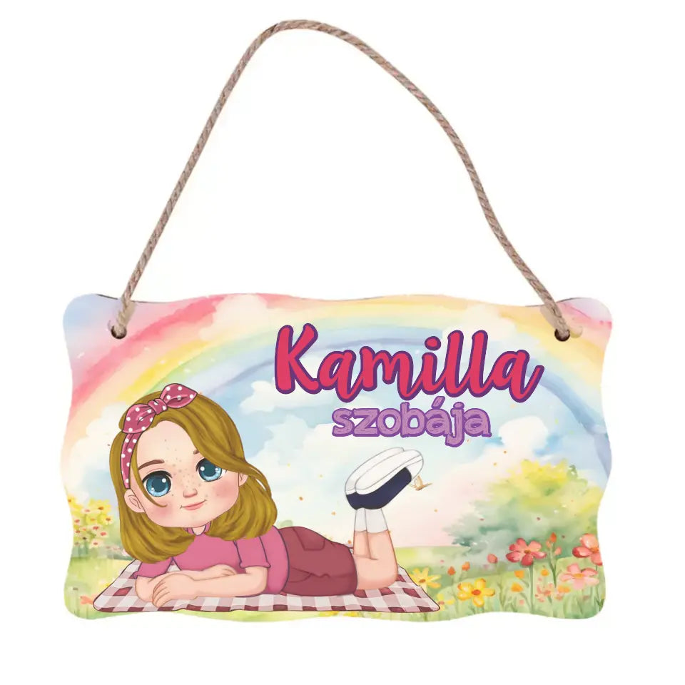 Szerkeszthető karakteres egyedi ajándék falidísz gyerekeknek kislányos mintával