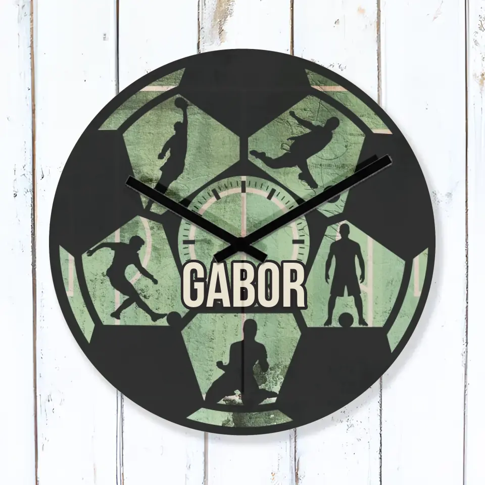 Focis ajándék falióra - egyedi névvel