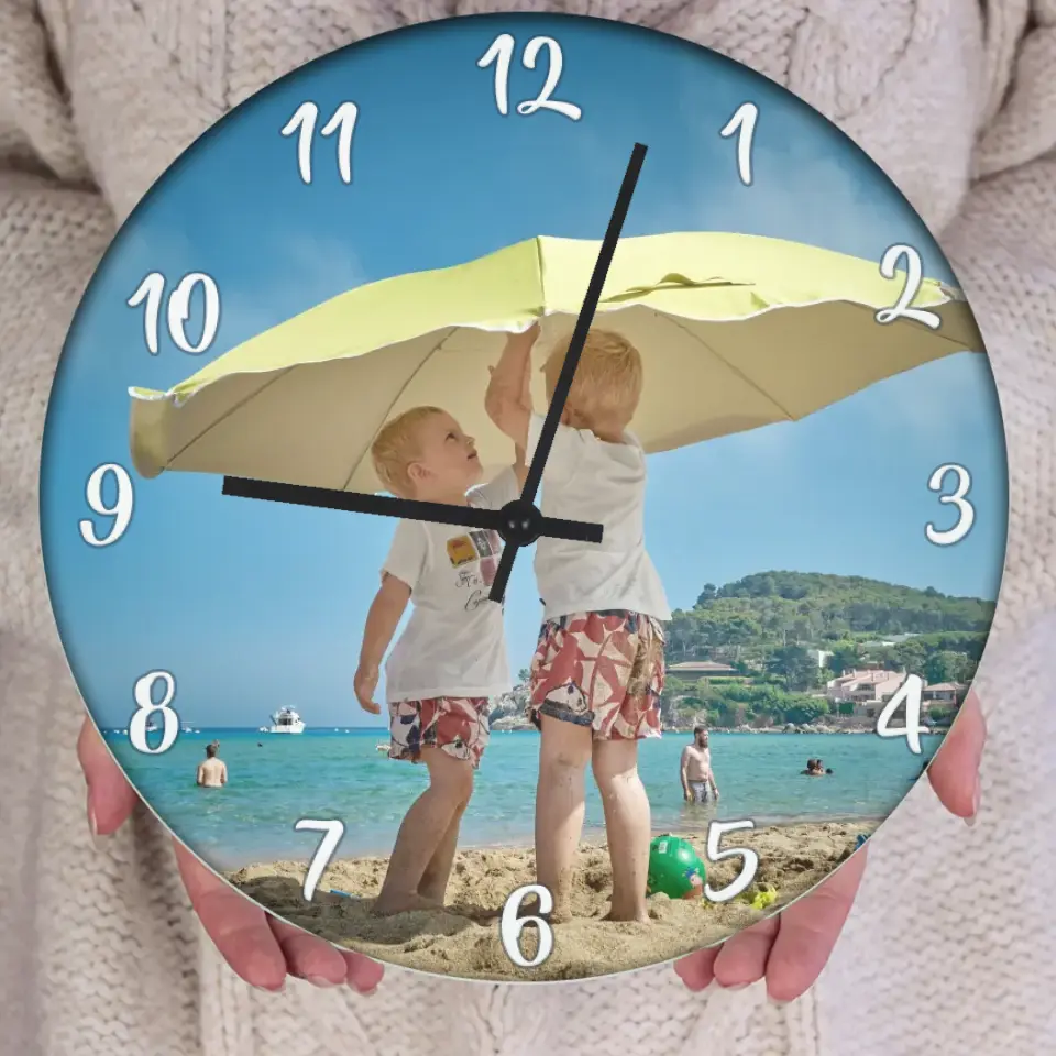 Nyaralási emlék falióra