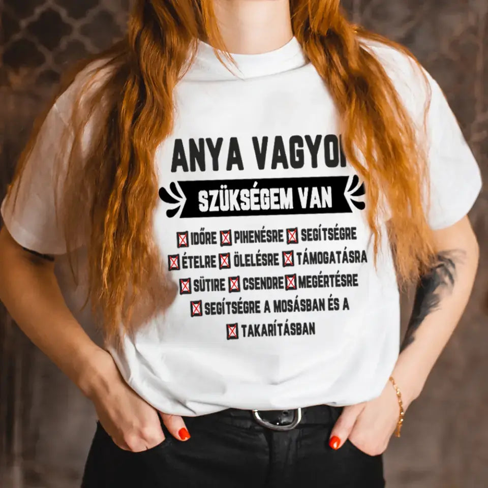 Egyedi ajándék anyukáknak - Anya vagyok fehér