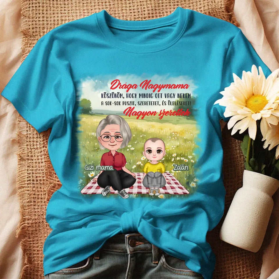 Egyedi ajándék nagymamáknak - Szerkeszthető karakteres Drága nagymama póló türkiz