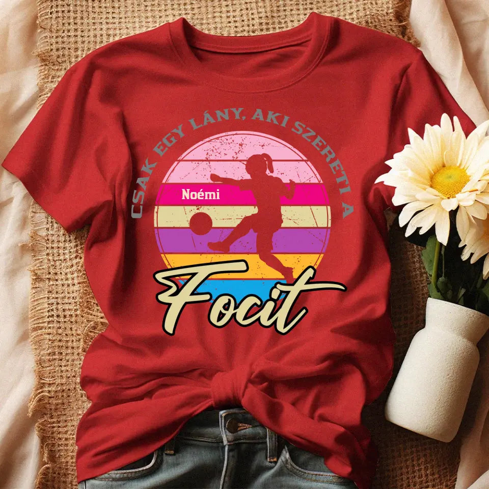 Lány, aki szereti a focit póló nőkne