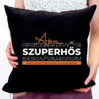 Apa szuperhős fekete párna