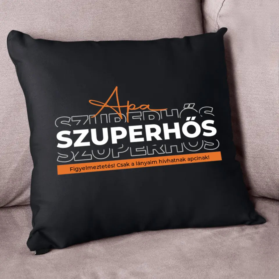 Apa szuperhős fekete párna