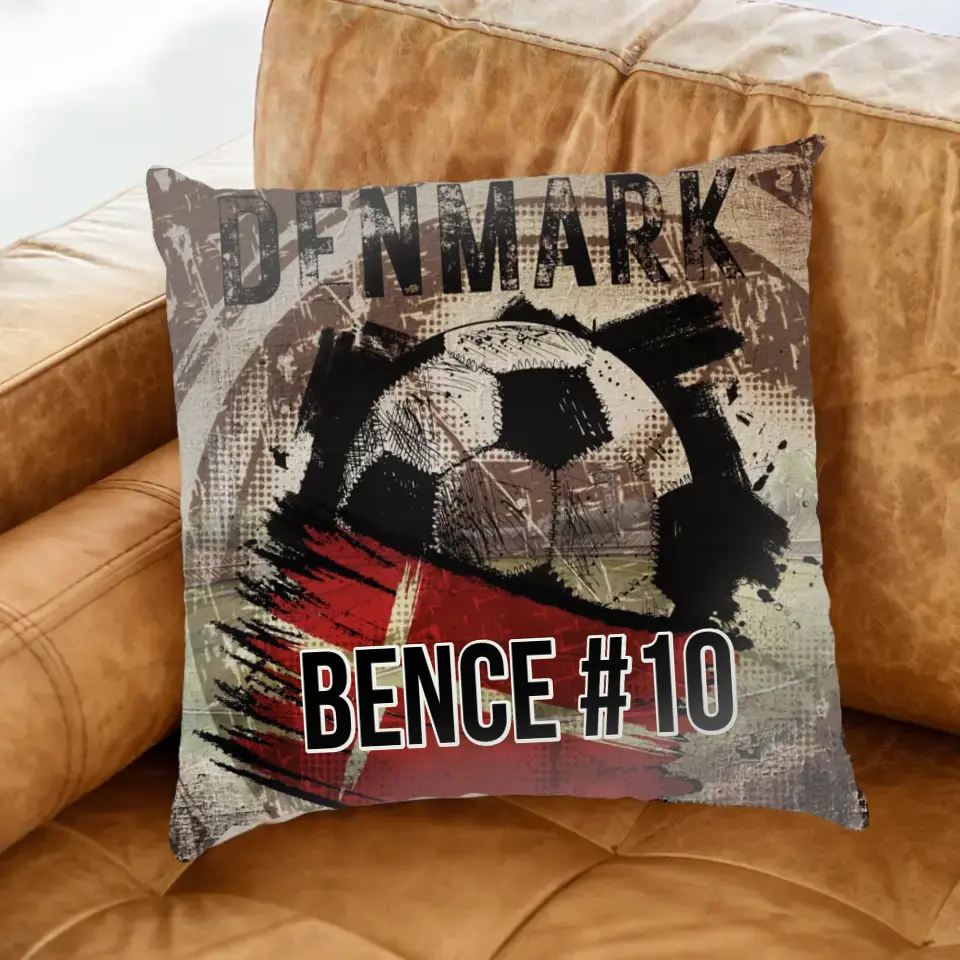 EB 2024 Dánia focis ajándék párna - egyedi névvel
