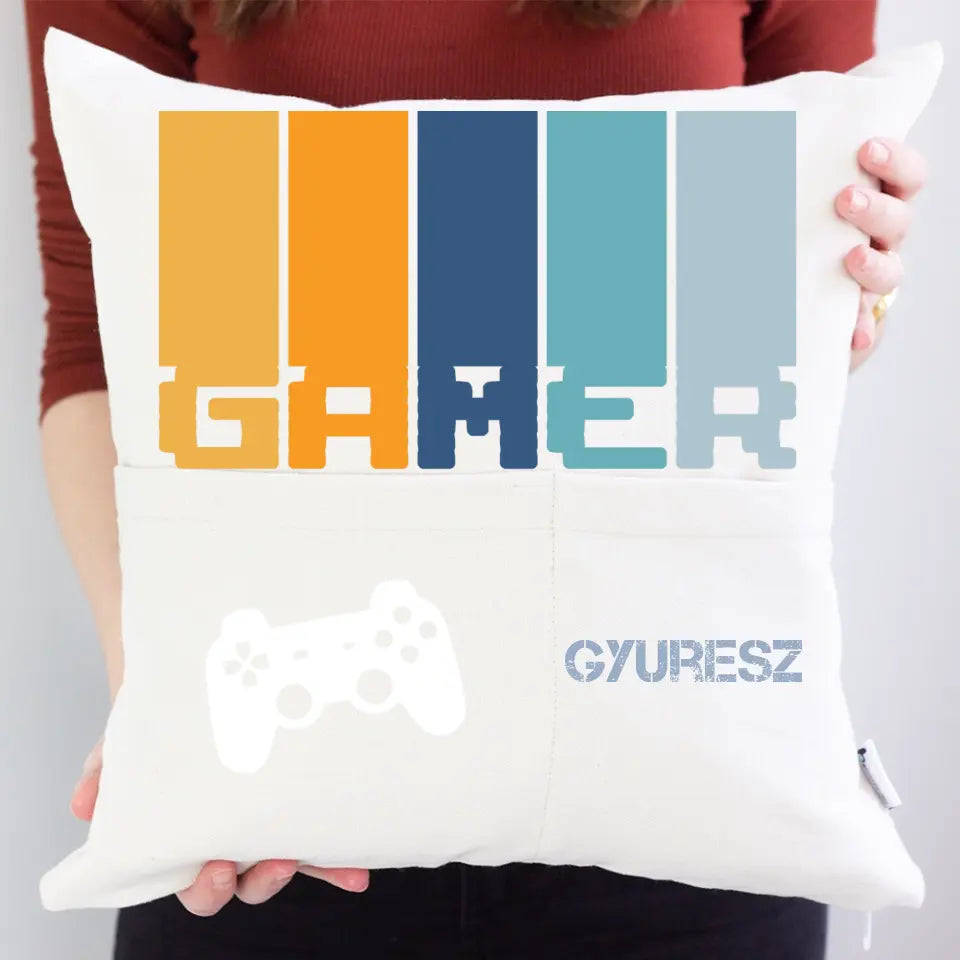 Egyedi neves gamer feliratos zsebes párna a legnagyobb játékosoknak