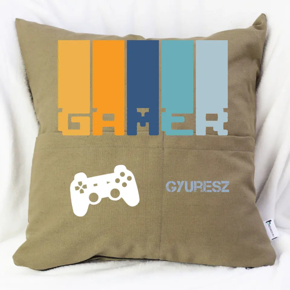 Egyedi neves gamer feliratos zsebes párna a legnagyobb játékosoknak