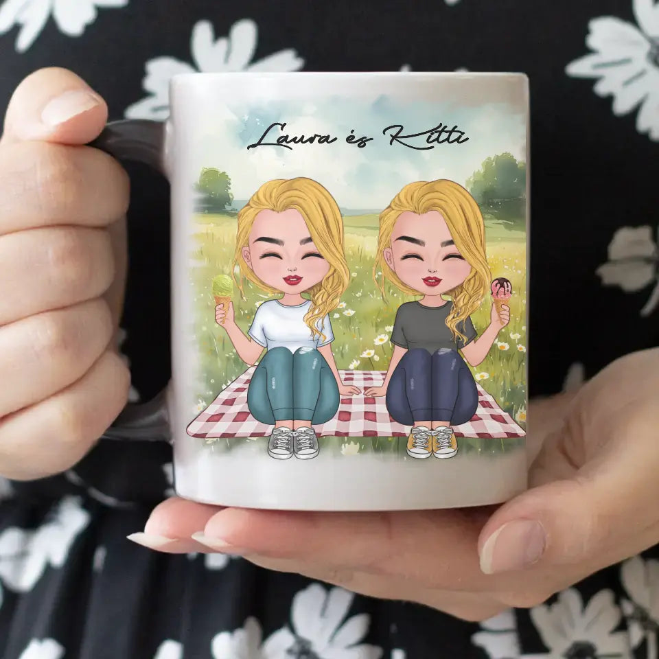 Csukottszemű cuki barátnős egyedi ajándék bögre választható karakterekkel