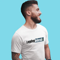 Szerkeszthető Legénybúcsú feliratos póló férfiaknak