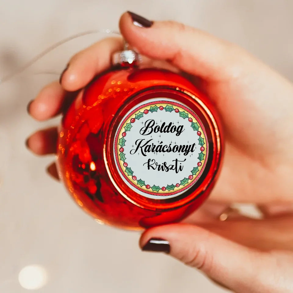 Karácsonyi gömbdísz egyedi névvel piros