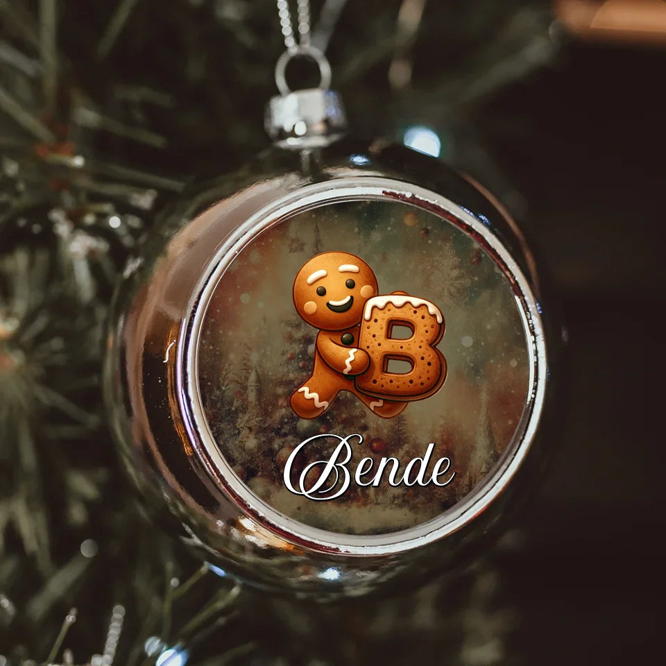 Karácsonyi ezüst gömbdísz egyedi névvel és kezdőbetűvel