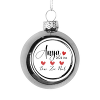 Letisztult anyás ezüst gömbdísz a gyerekek neveivel