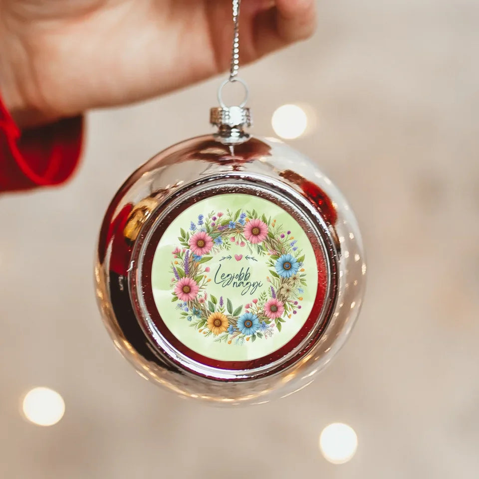 Legjobb nagyi virágos ezüst gömbdísz