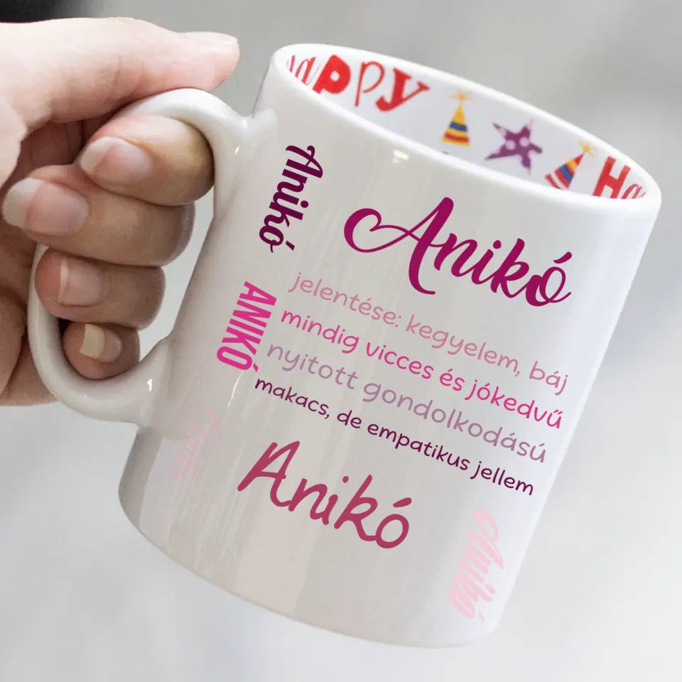 Egyedi neves bögre jellemzéssel