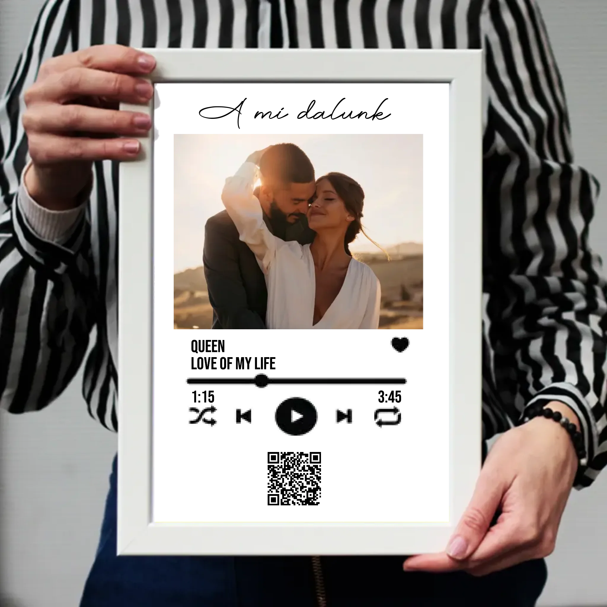 A Mi dalunk - Falikép szerkeszthető QR kóddal Valentin napra