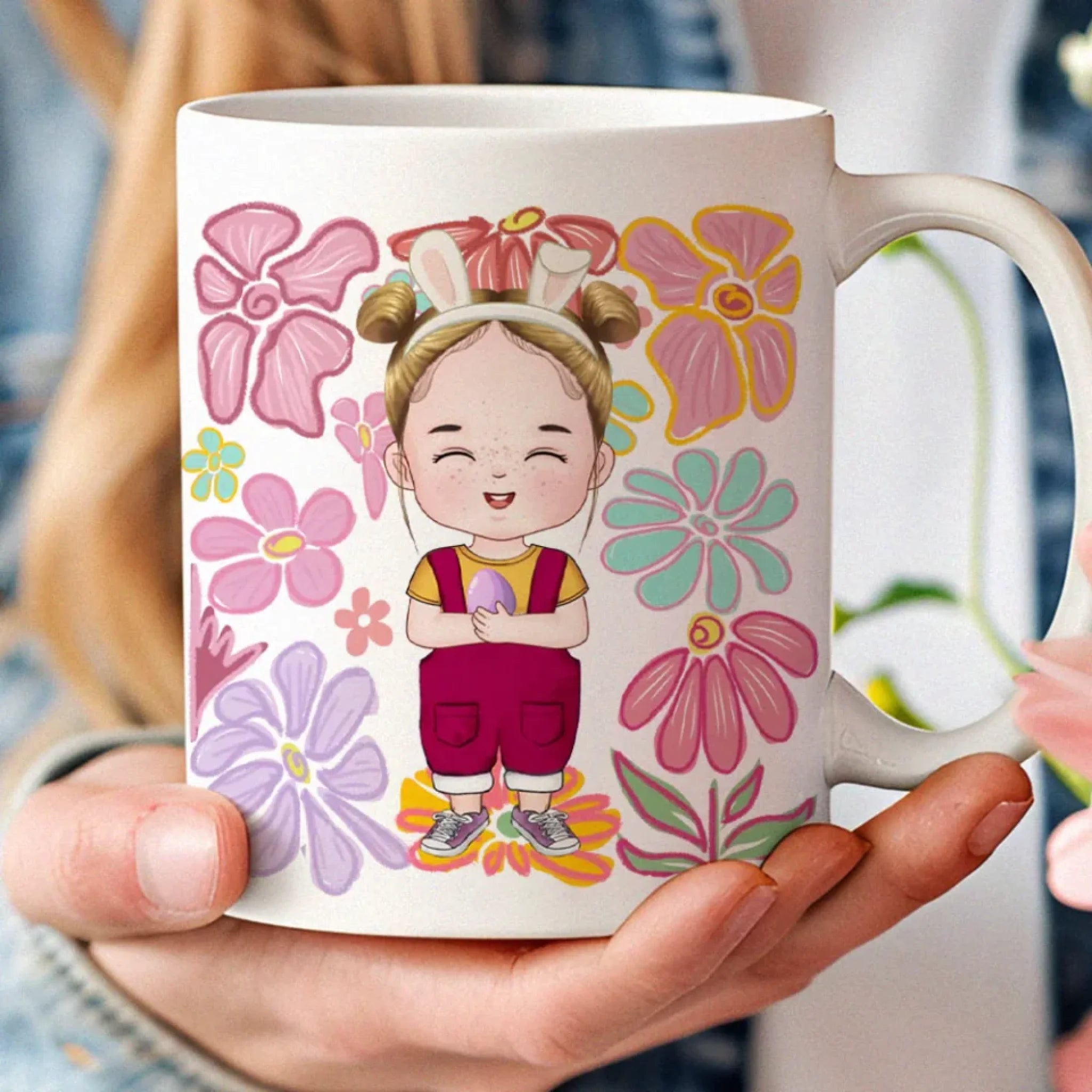 Húsvéti ajándék kislányoknak - egyedi neves bögre szerkeszthető karakterrel