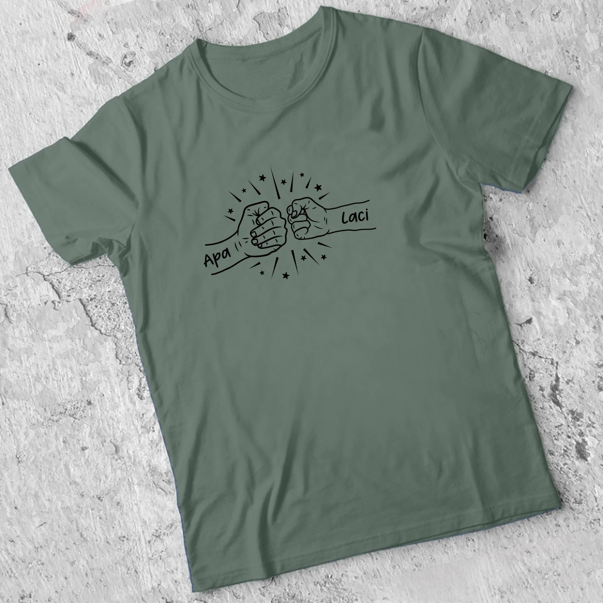 Egyedi neves ajándék póló apáknak kezes mintával