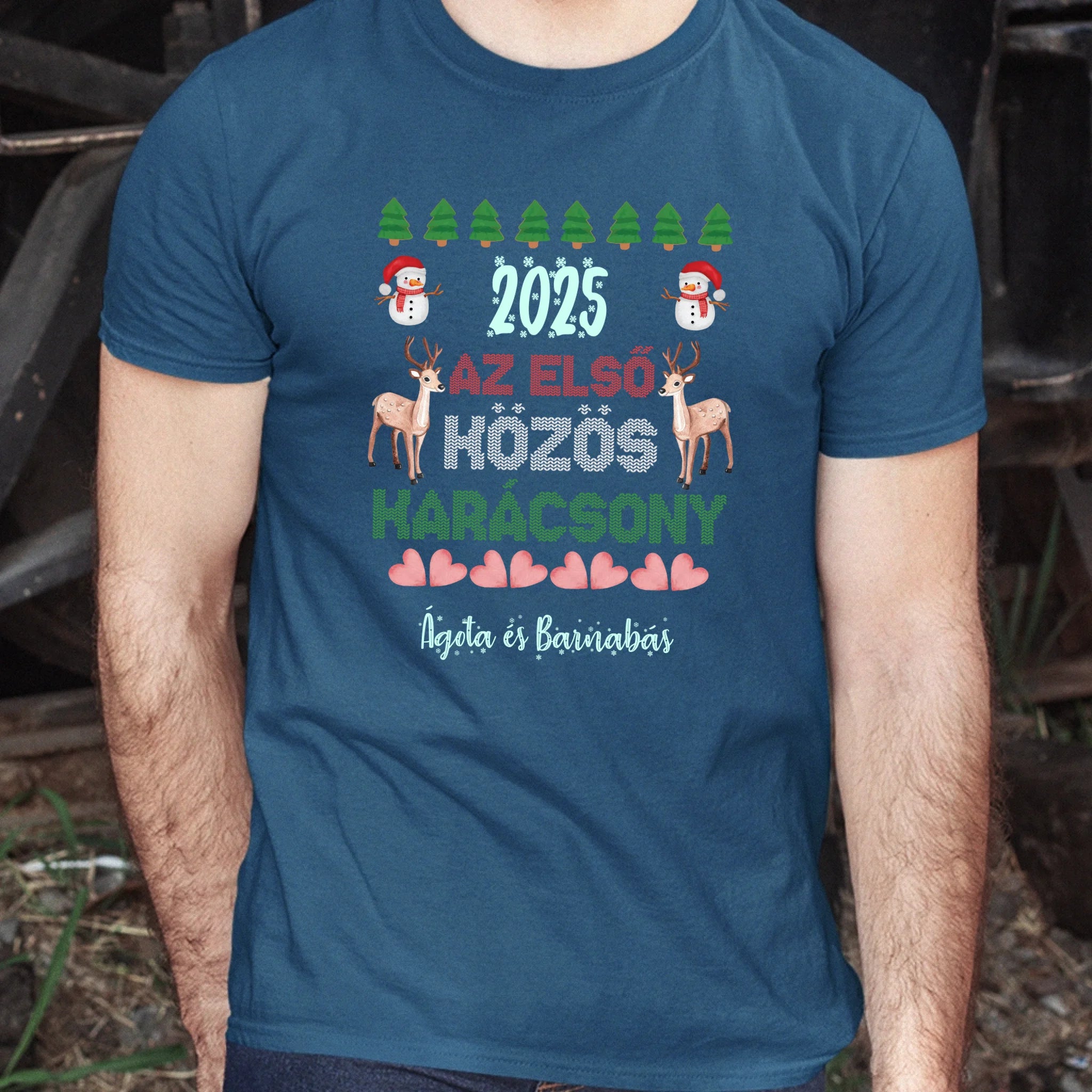Az első közös karácsony szerkeszthető dátummal és névvel páros férfi póló