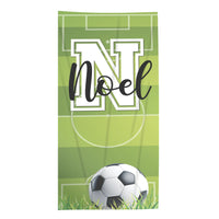 Ajándék focistáknak - személyre szabott strandtörölköző névvel