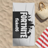 Fortnite mintás strandtörölköző szerkeszthető névvel