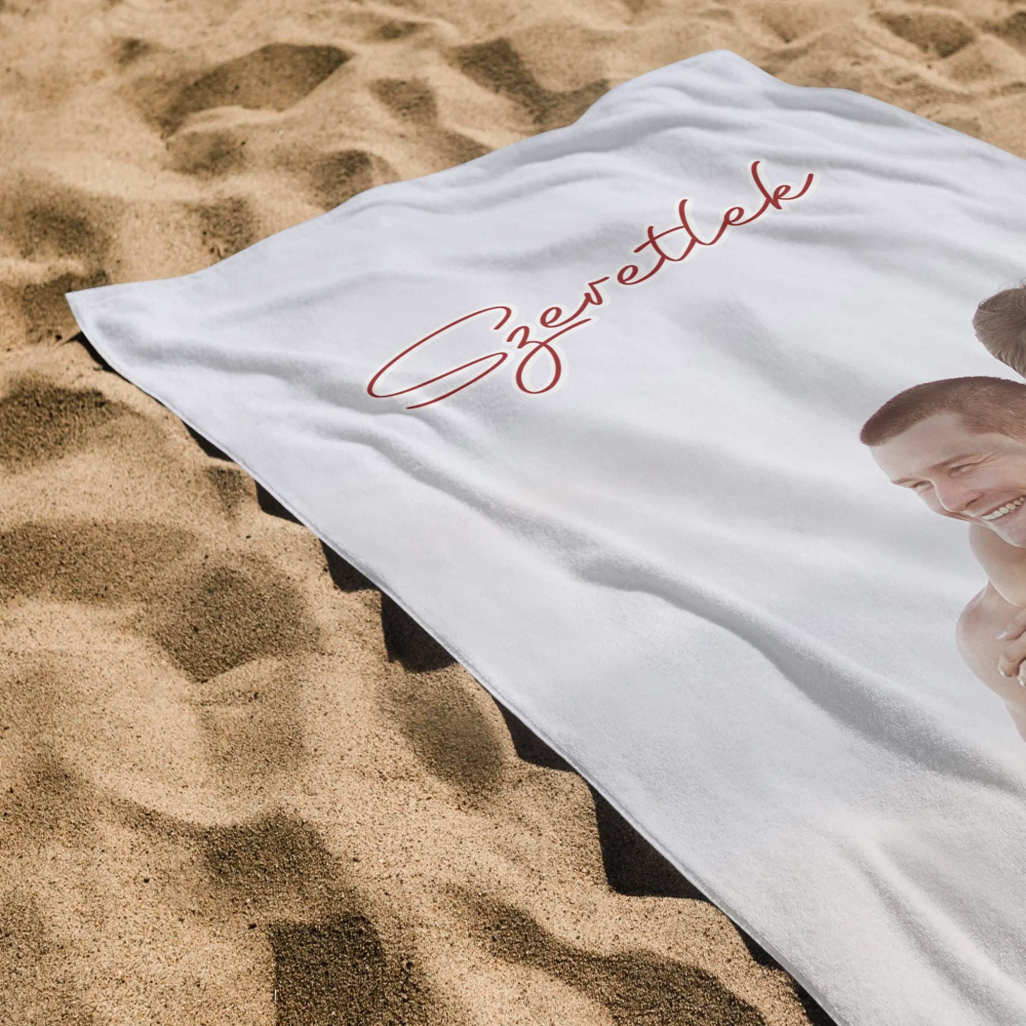 Egyedi képes strandtörölköző szerkeszthető felirattal