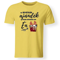 Az egyetlen ajándék amire szükséged van - vicces karácsonyi férfi póló