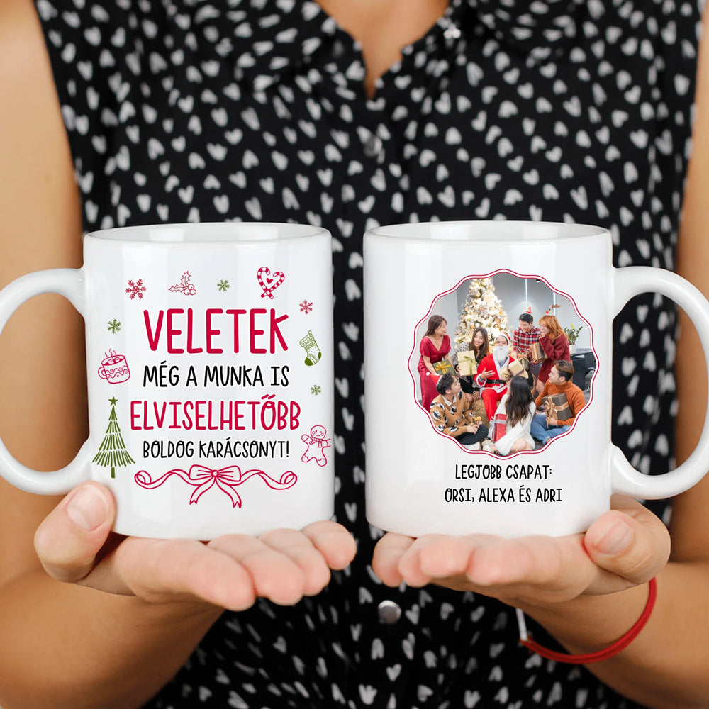 Karácsonyi bögre kollégáknak - vicces üzenettel és fényképpel