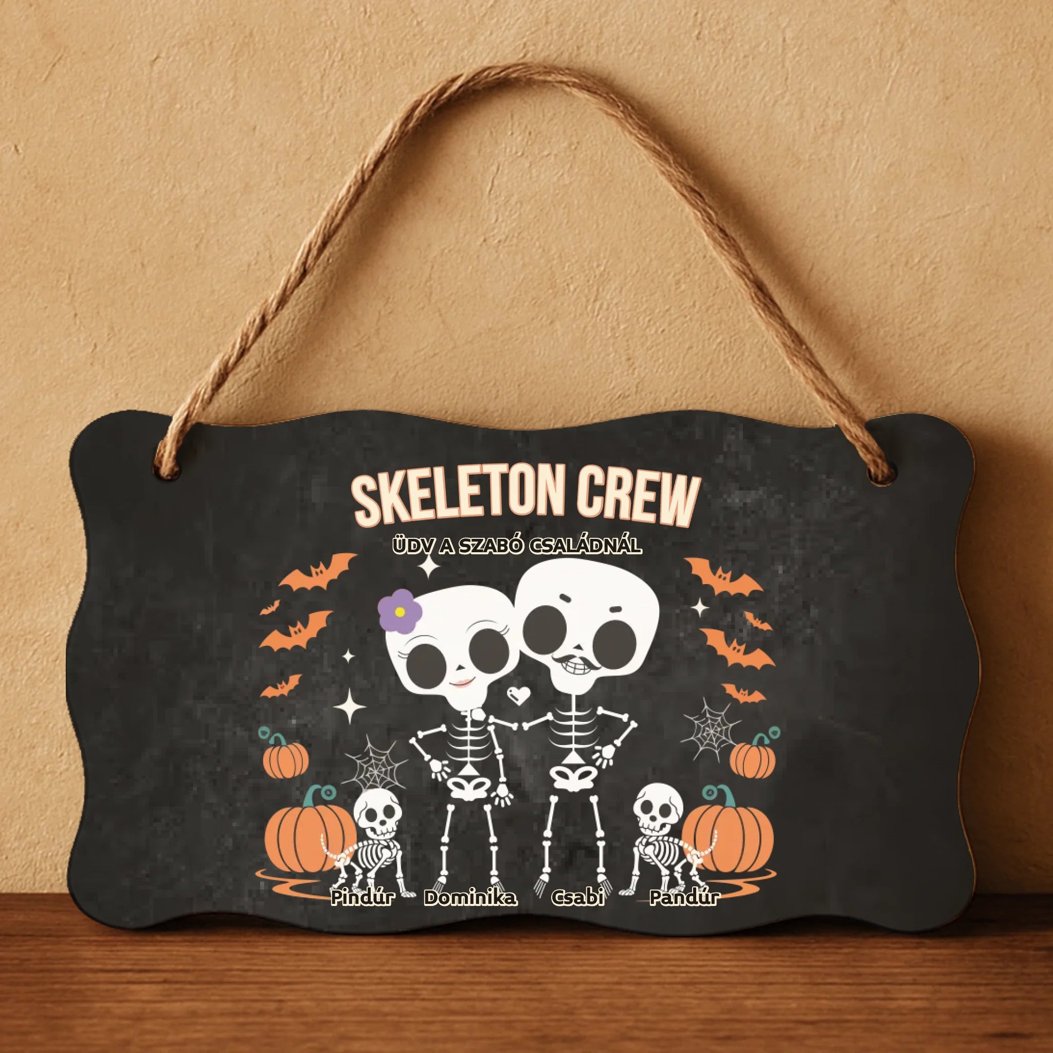Személyre szabható őszi Halloweeni fali dekor tábla - Skeleton Crew családi ajándék pároknak