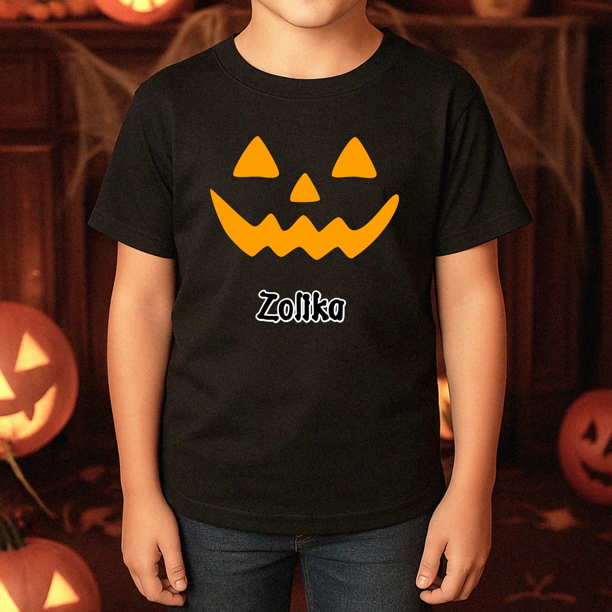 Halloweeni gyerek póló szerkeszthető mintával és egyedi névvel