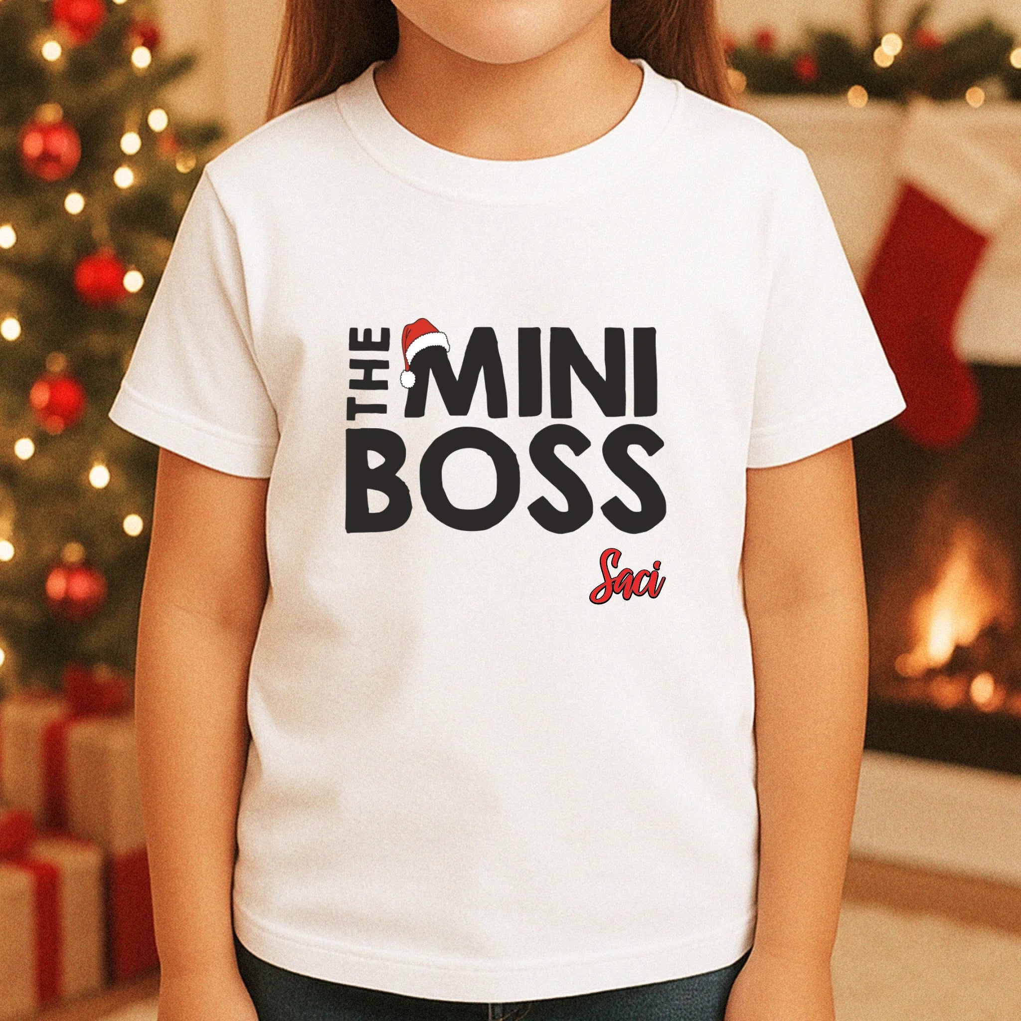 The Mini Boss karácsonyi gyerek póló névvel