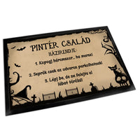 Halloweeni házirend lábtörlő - személyre szabható felirattal