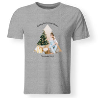 Karácsonyi fenyős férfi póló egyedi képpel