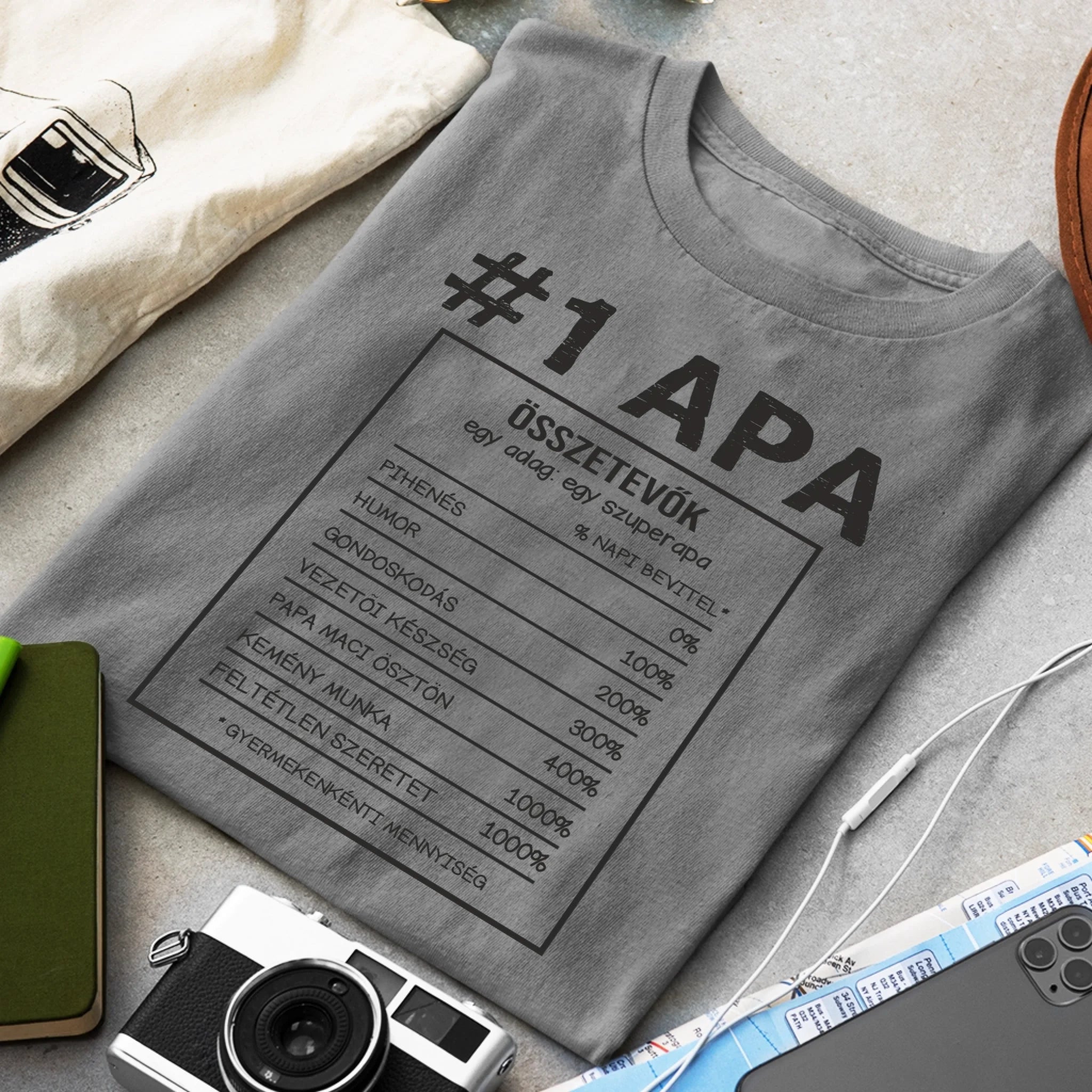 Apa összetevői póló fekete mintával