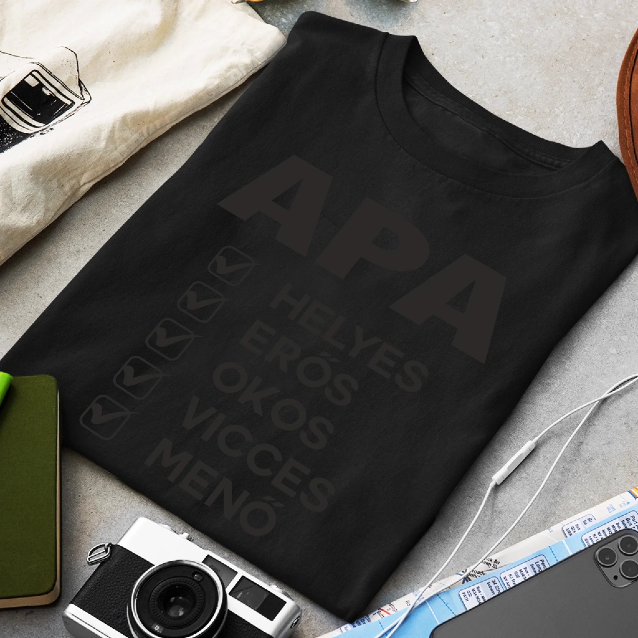 Apa jellemzős póló fix mintával