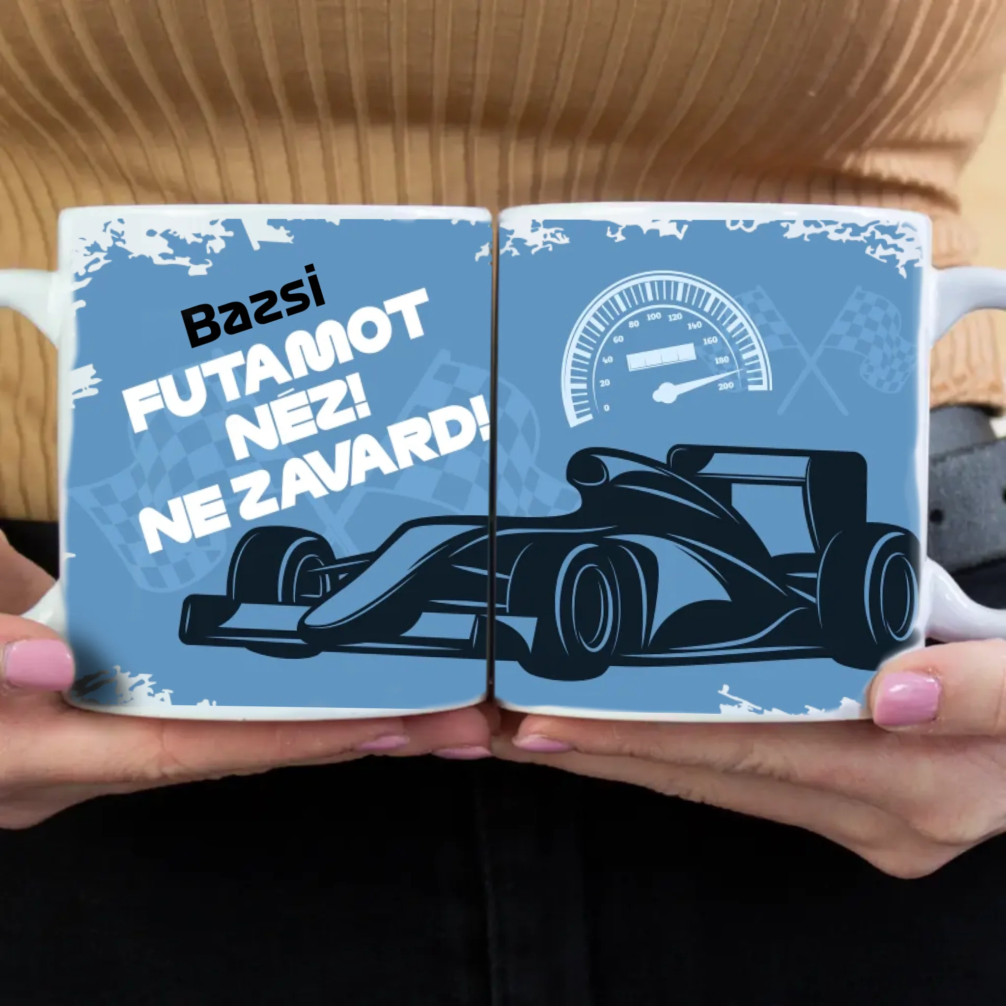 Ne zavard futam közben egyedi neves bögre