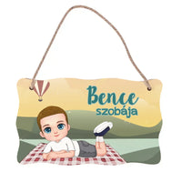 Szerkeszthető karakteres egyedi ajándék falidísz gyerekeknek kisfiús mintával