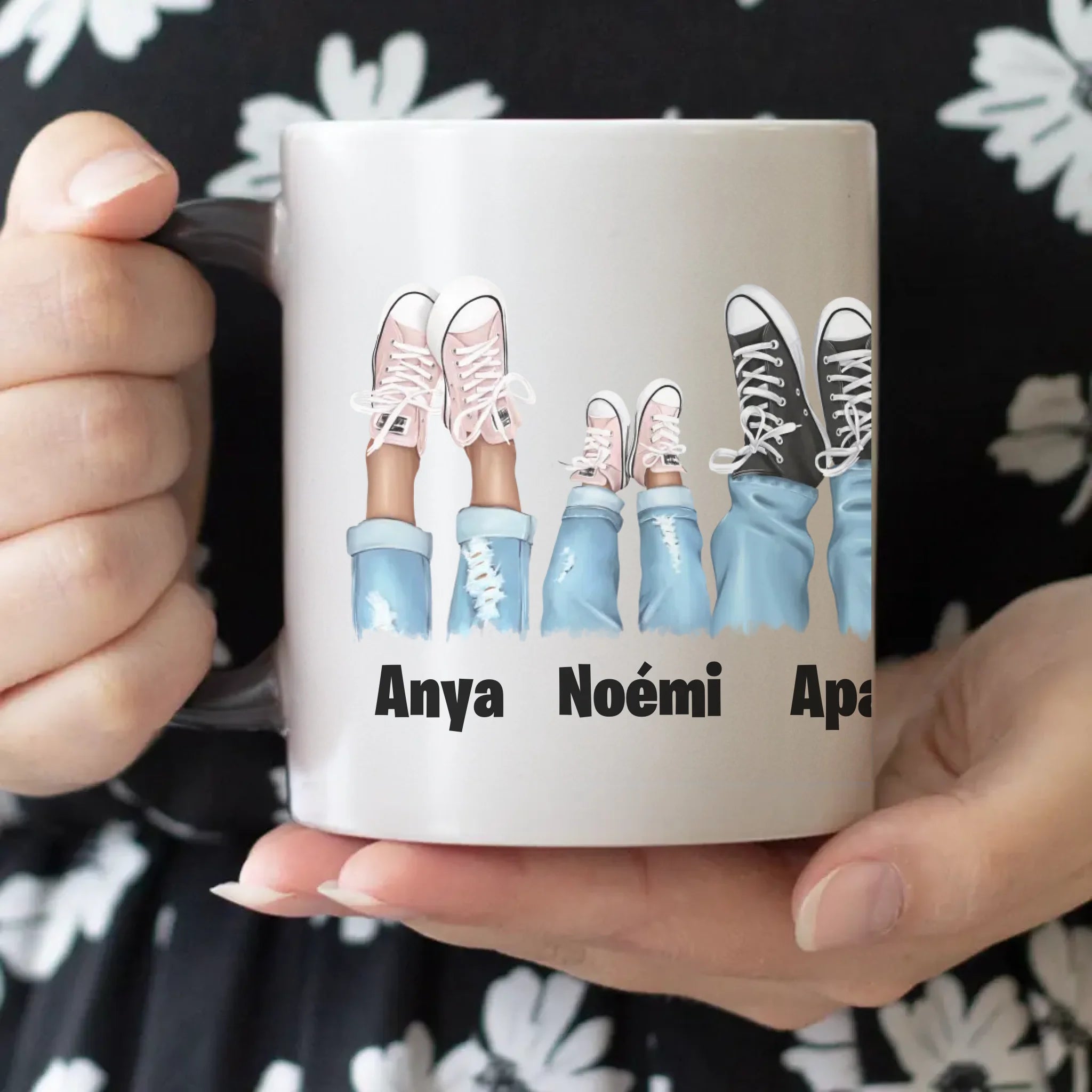 Tornacipős család bögre