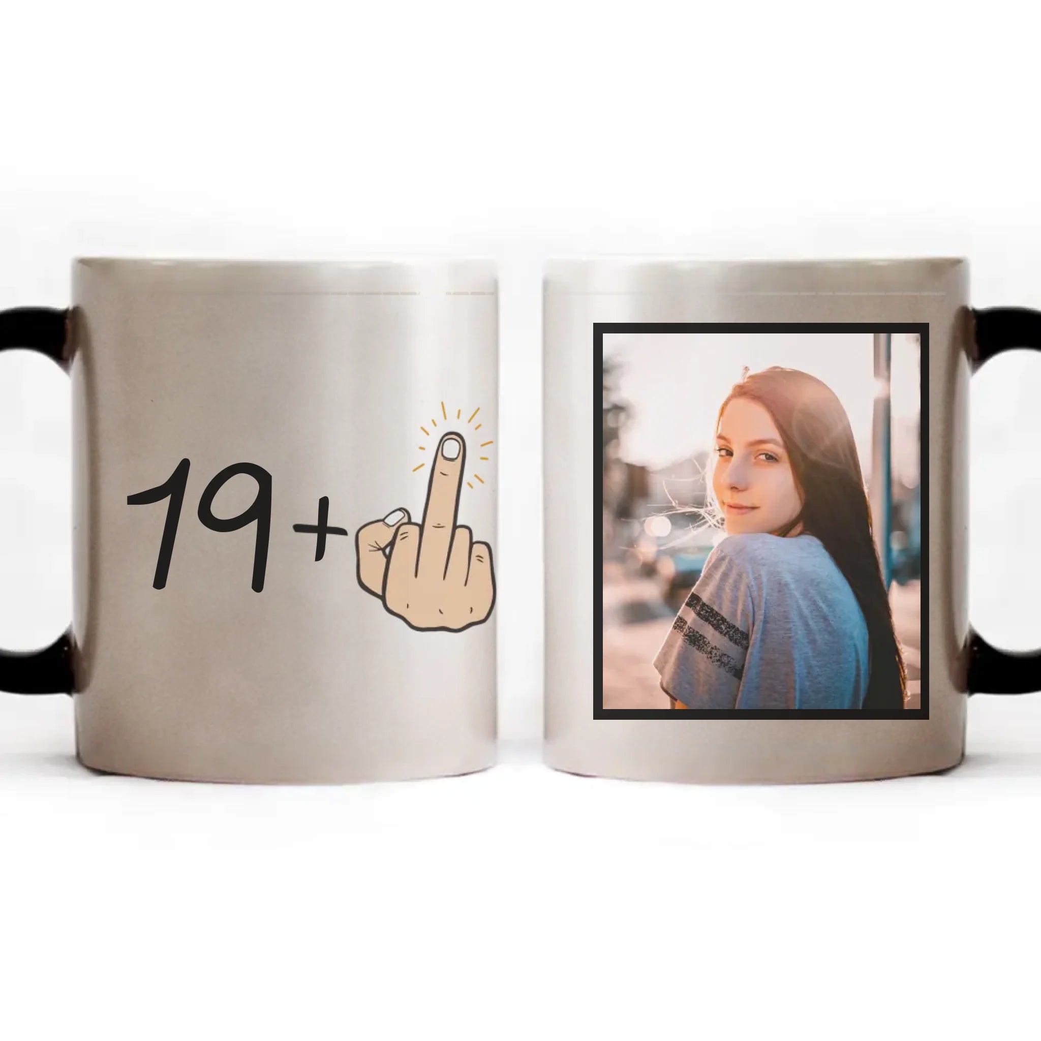 Plusz egy egyedi képes vicces szülinapi bögre