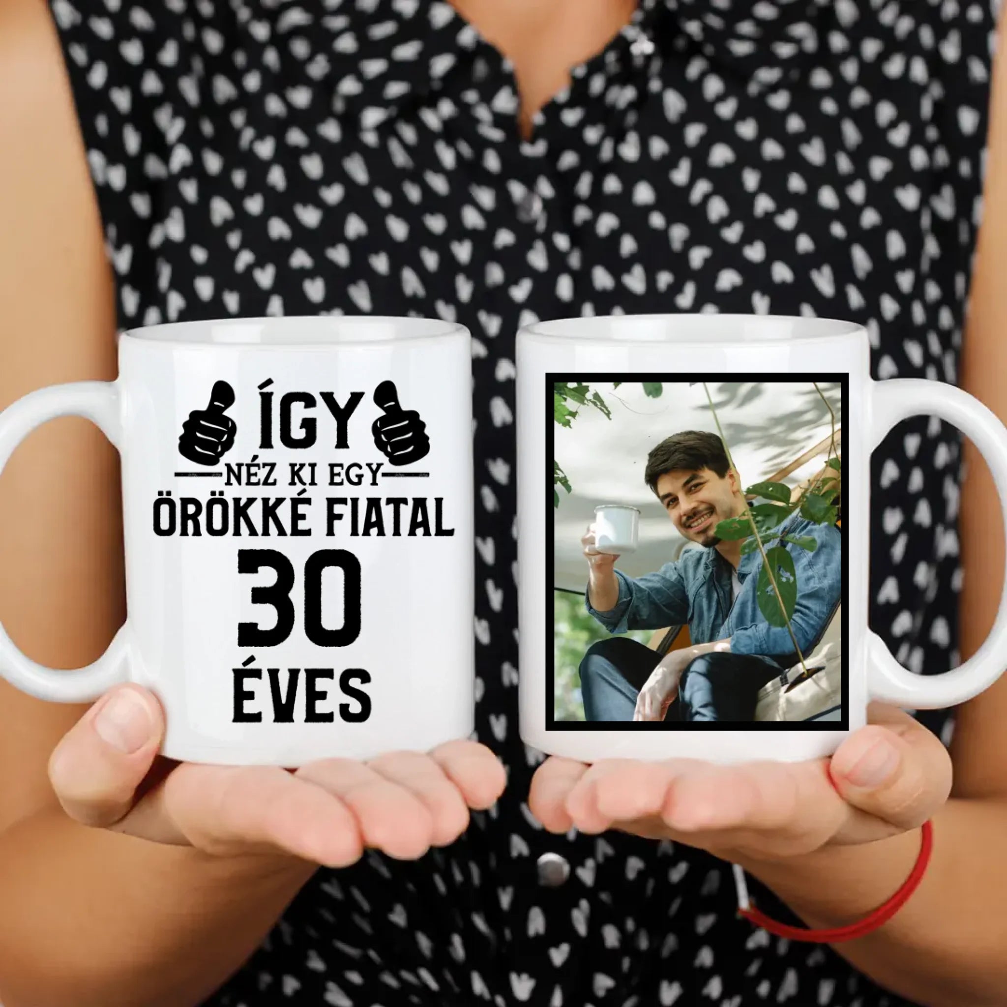 Örökké fiatal 30 éves szülinapi ajándék bögre