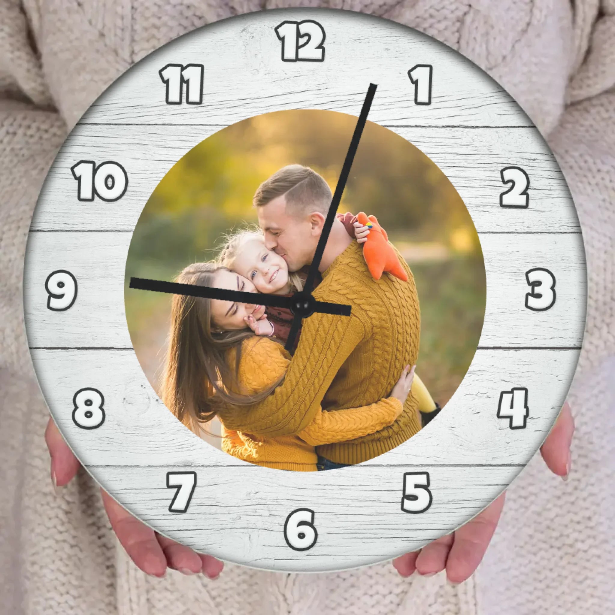 Fa mintás montázs falióra