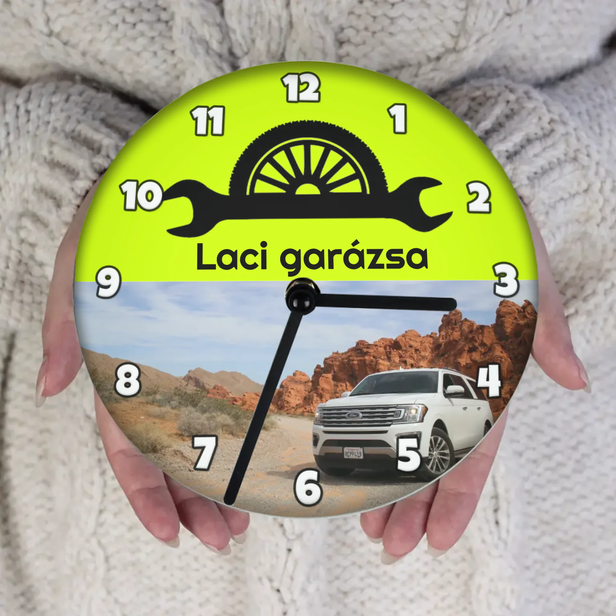 Autós óra egyedi képpel