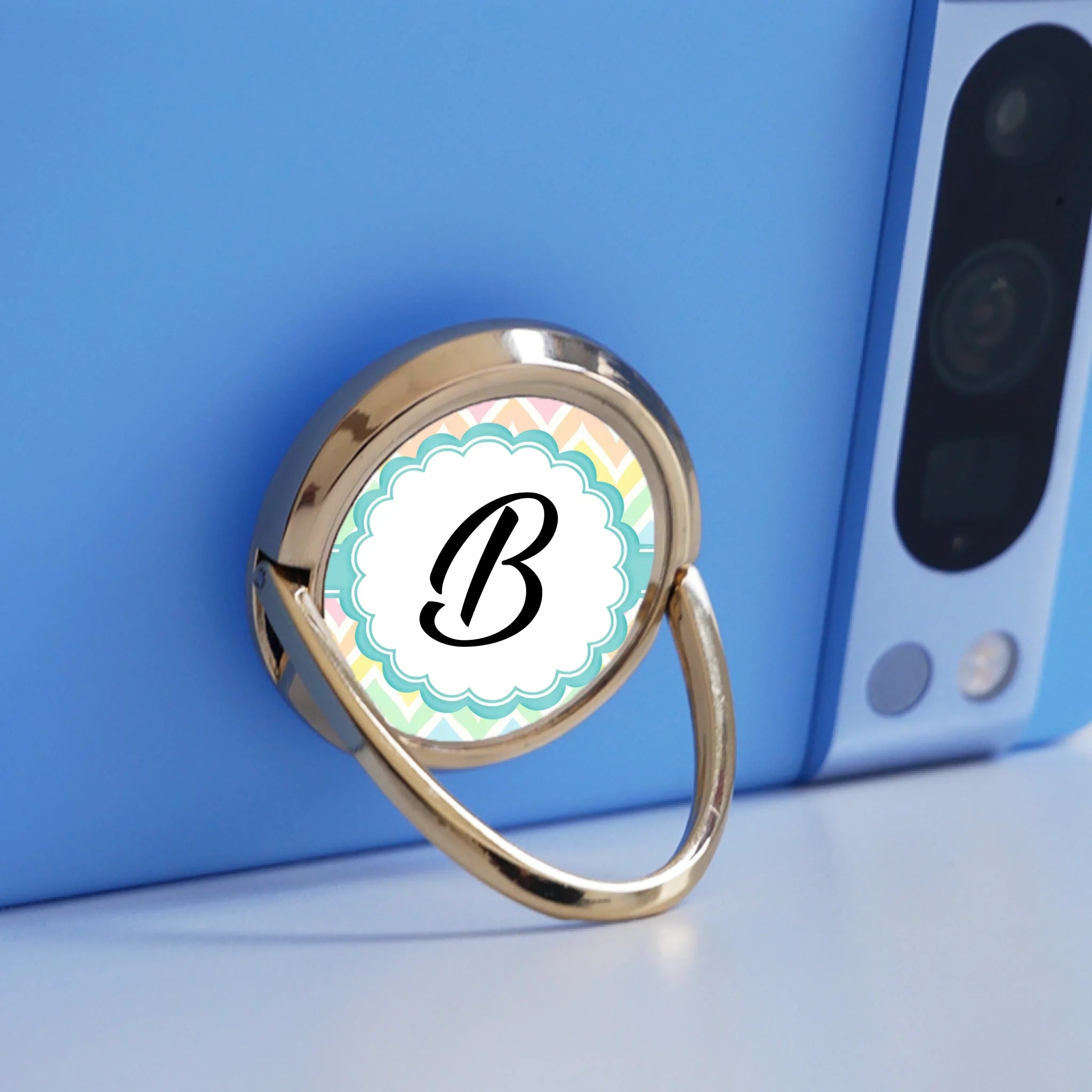 Monogramos telefontartó gyűrű