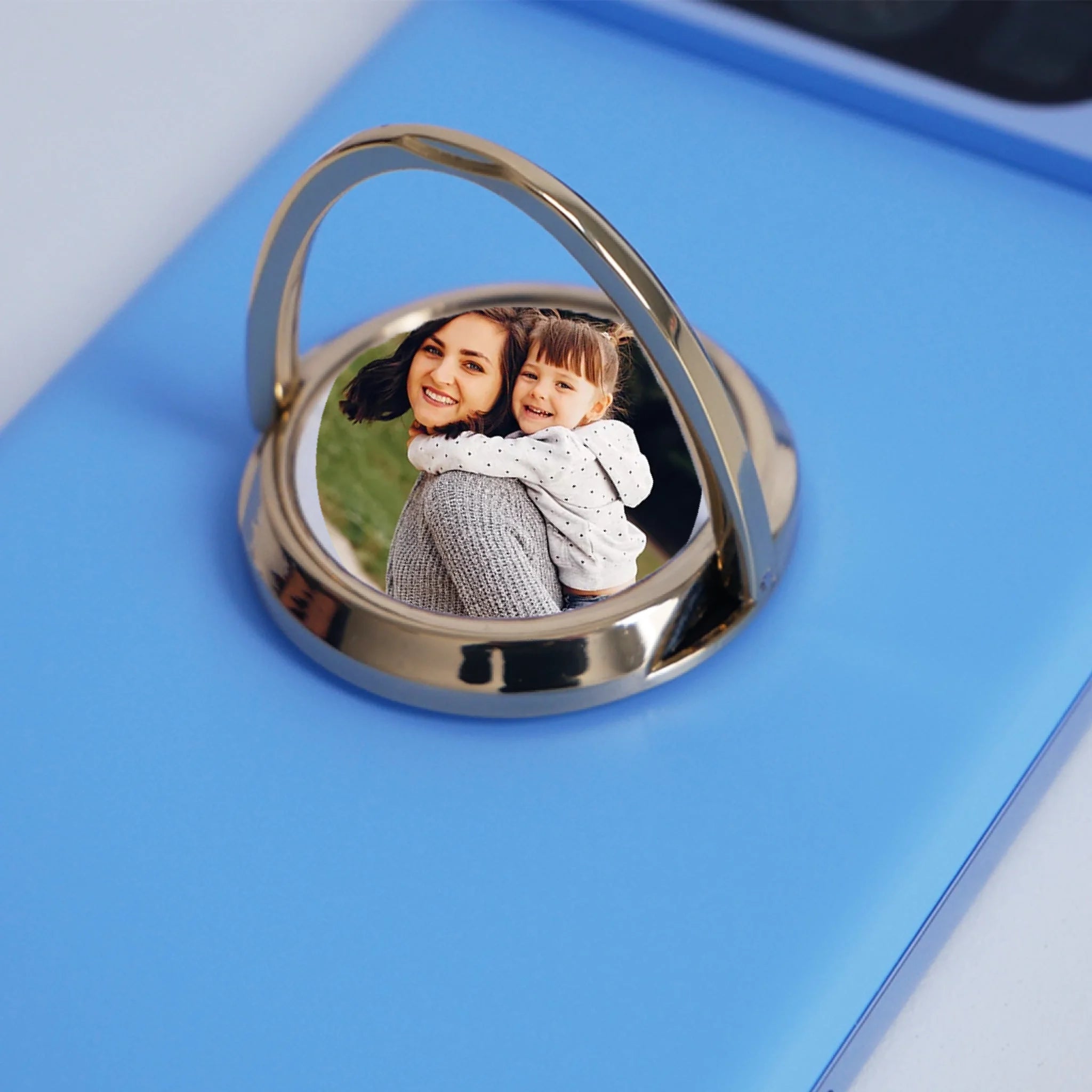 Egyedi képes telefontartó gyűrű ajándék testvérnek karácsonyra