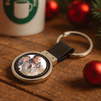 Karácsonyi ajándék apának - egyedi képes kétoldalas kulcstartó