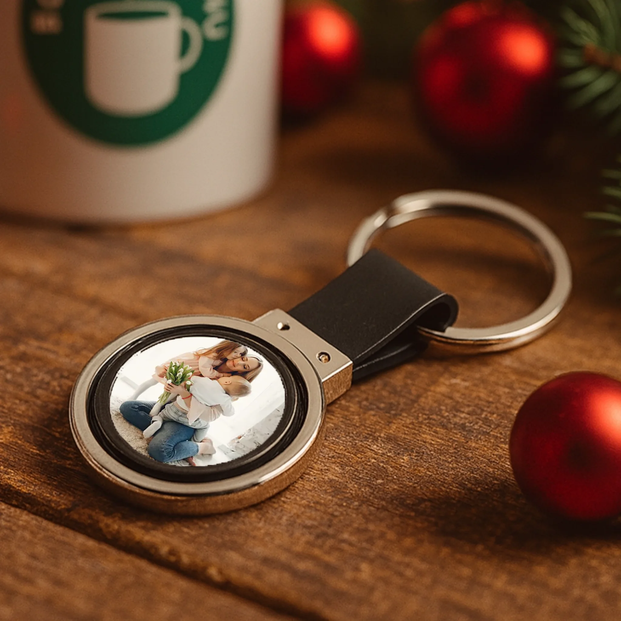 Ajándék karácsonyra anyának - egyedi képes kétoldalas kulcstartó