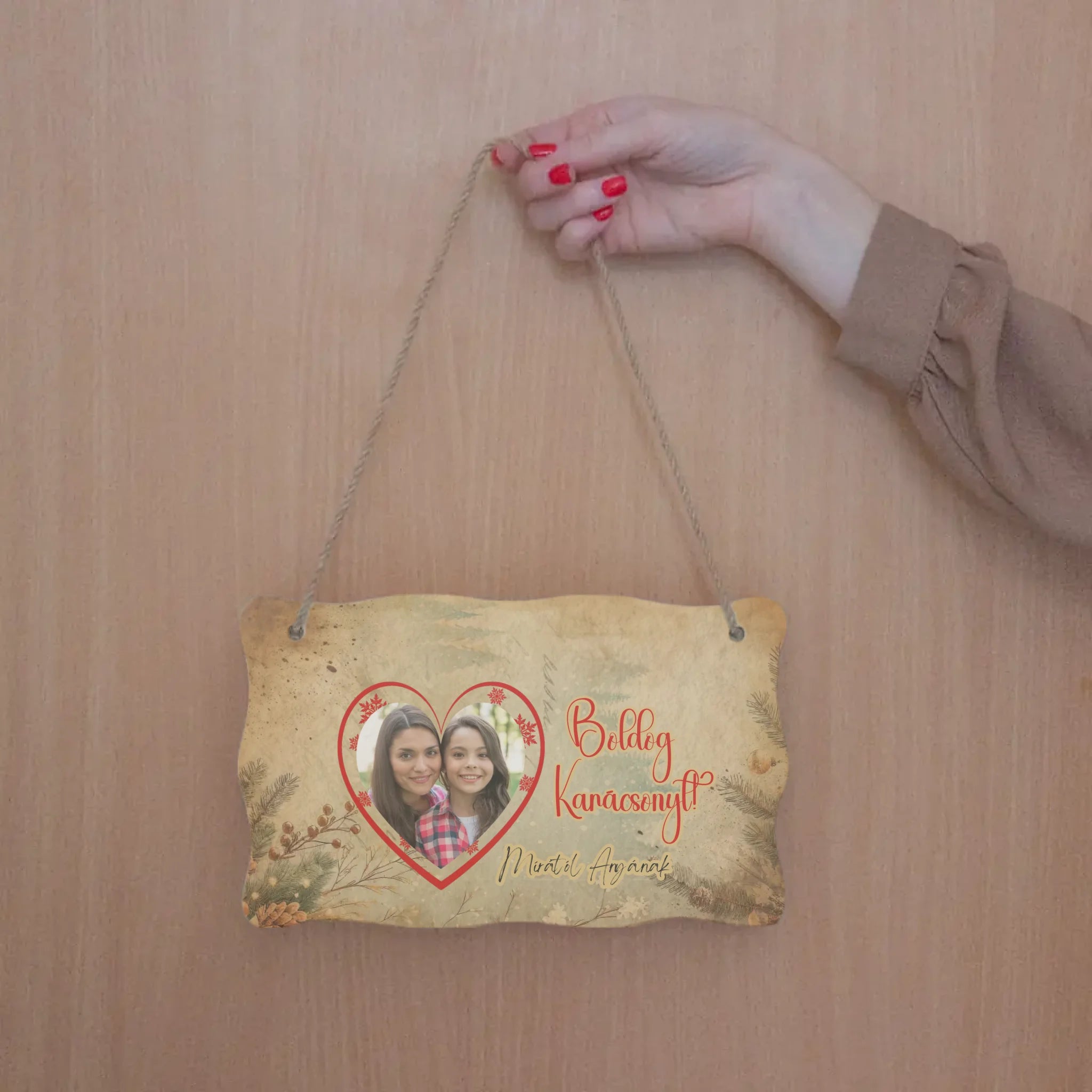 Karácsonyi ajándék dísztábla saját fotóval és felirattal a család minden tagjának