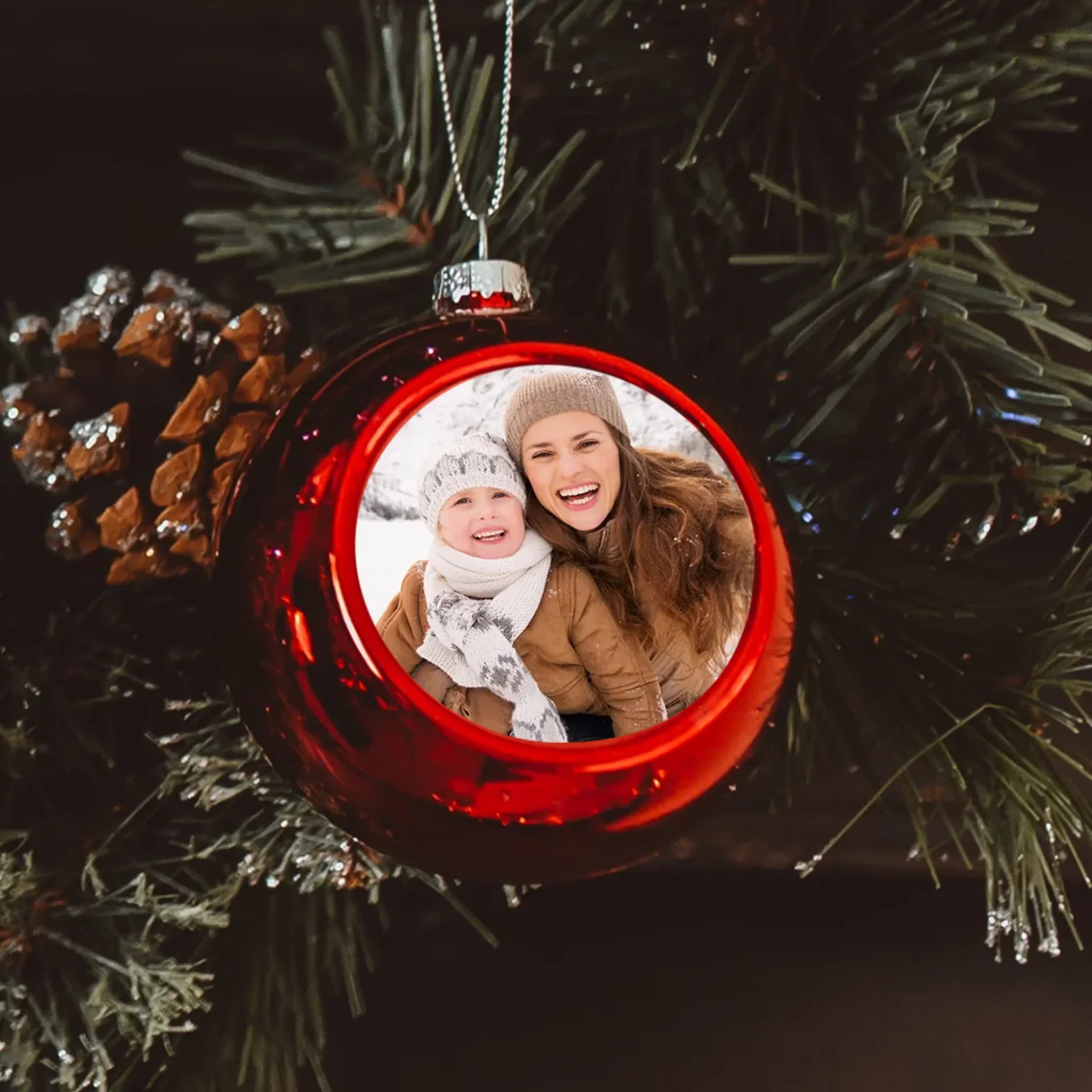 Egyedi képes karácsonyi gömbdísz piros